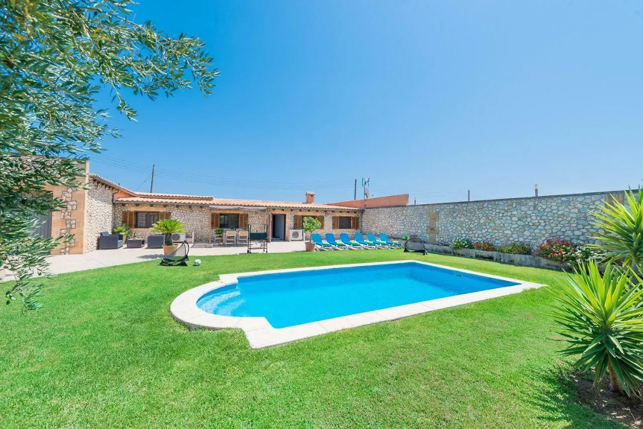 Villa Sestados Sa Pobla Spain
